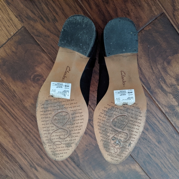 Clarks Ankle Boots - Picture 5 of 5